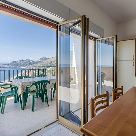 Casa Vacanze Andreana Apartment Letojanni Exterior photo