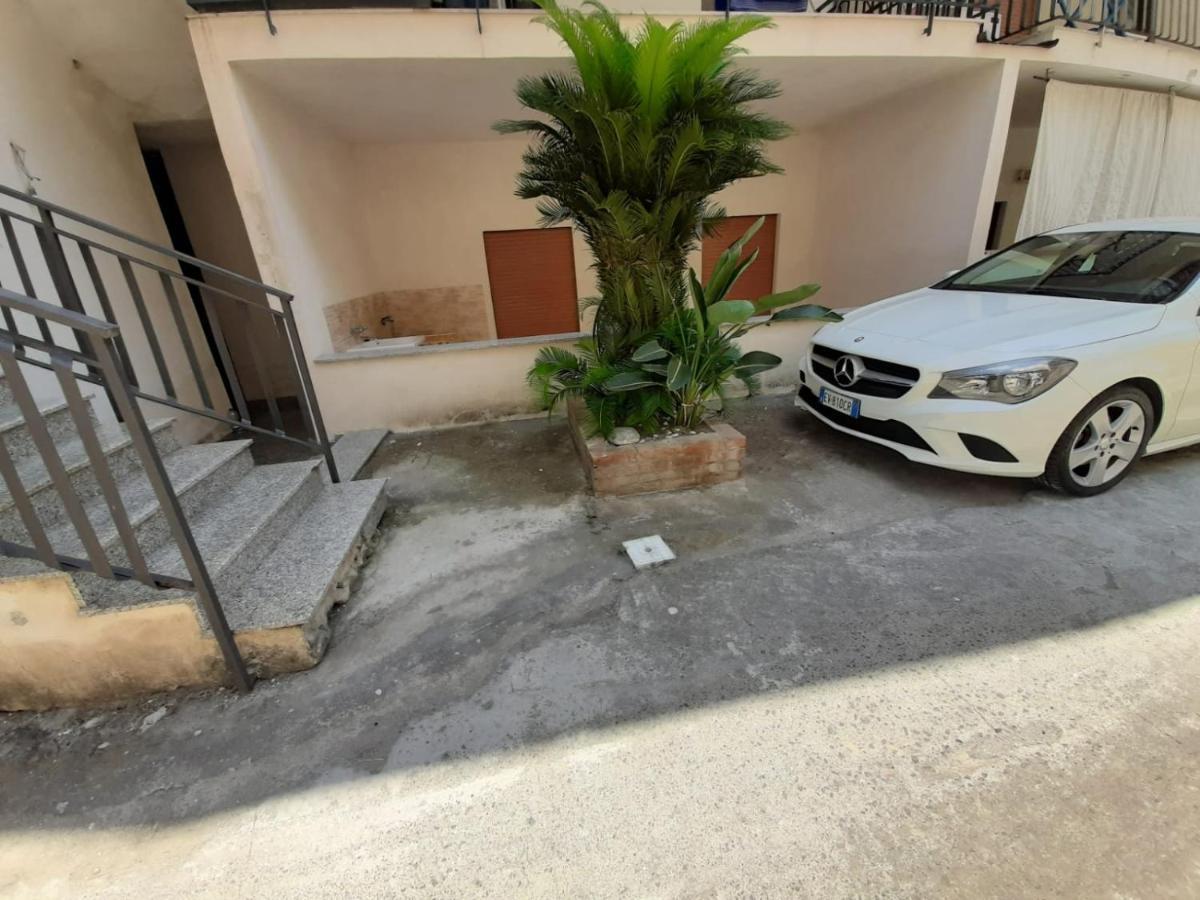 Casa Vacanze Andreana Apartment Letojanni Exterior photo